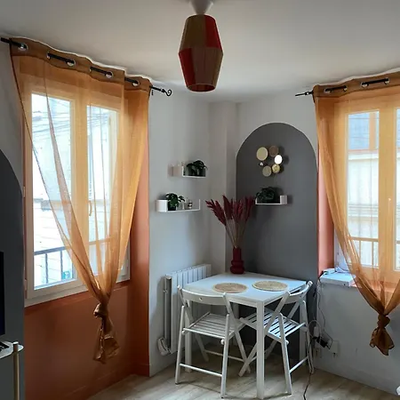 Petite Maison Centre * Coulommiers
